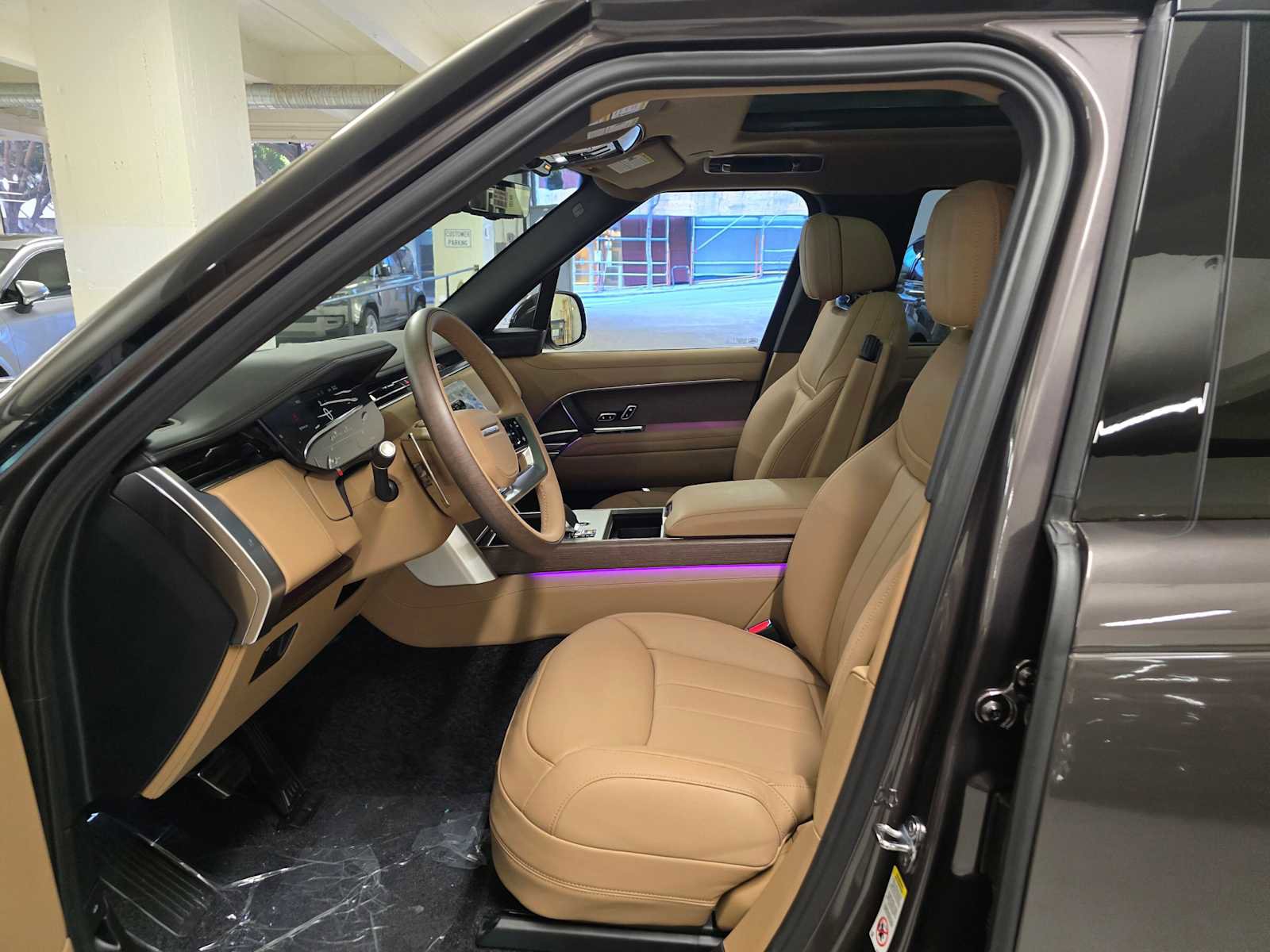 New 2026 Land Rover Range Rover SE image 22