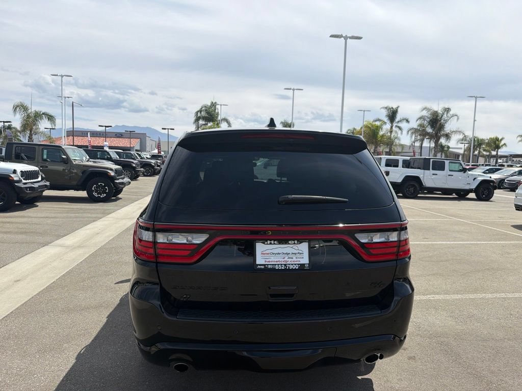 Used 2021 Dodge Durango R/T w/ Blacktop Package AWD/4WD image 6