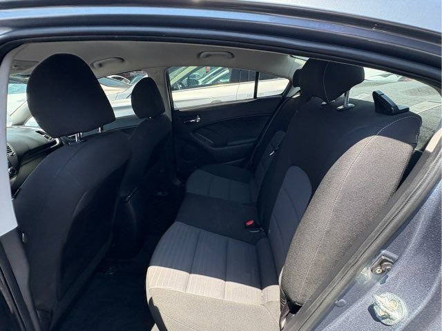 Used 2017 Kia Forte S w/ S Technology Package image 15
