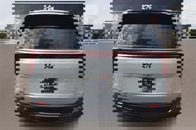 New 2026 Kia Carnival SX Prestige image 4