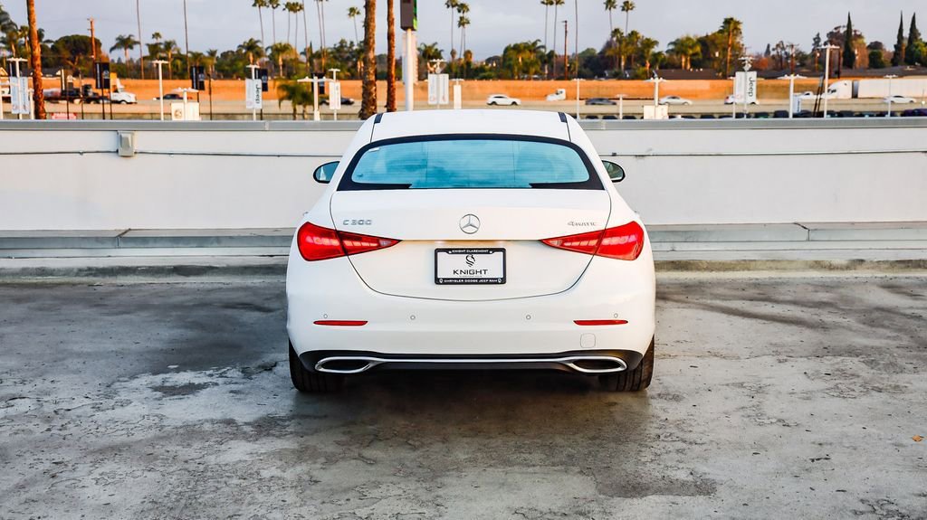 Used 2025 Mercedes-Benz C 300 4MATIC Sedan image 8