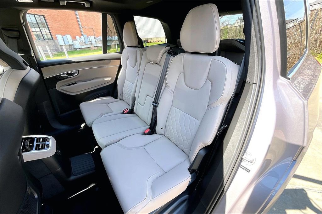 New 2026 Volvo XC90 T8 Core w/ Protection Package Premier image 29