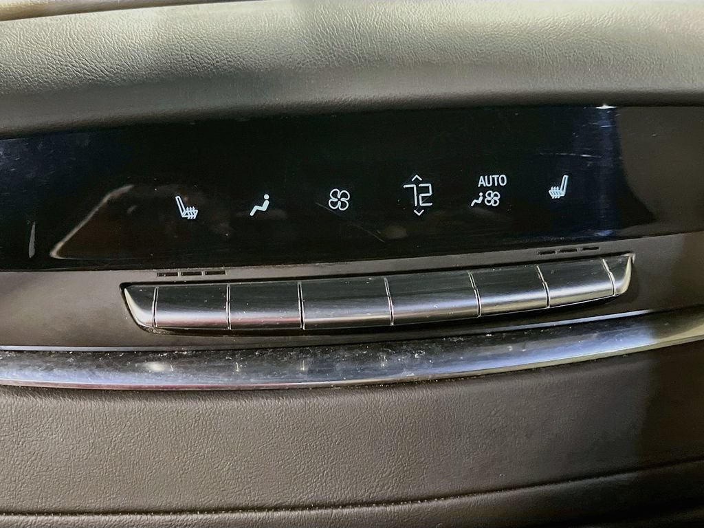 Certified 2024 Cadillac Escalade Sport RWD image 33