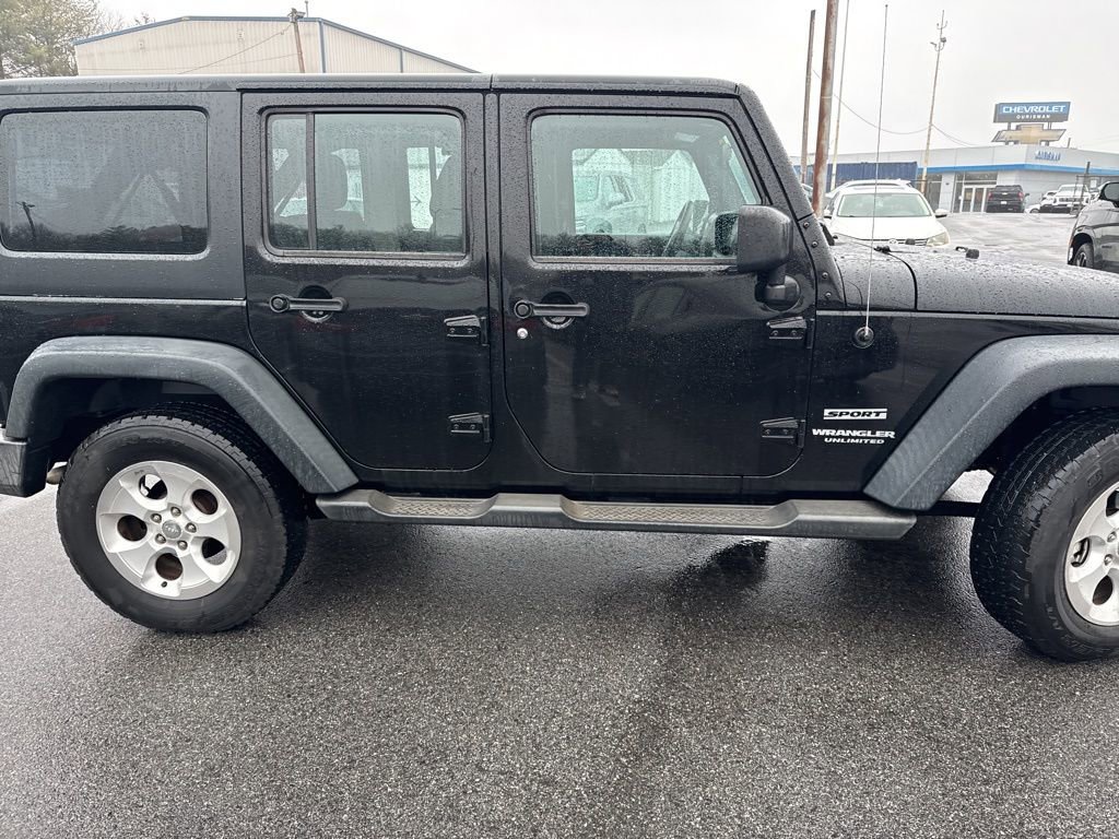 Used 2016 Jeep Wrangler Unlimited Sport w/ Trailer Tow Group image 2
