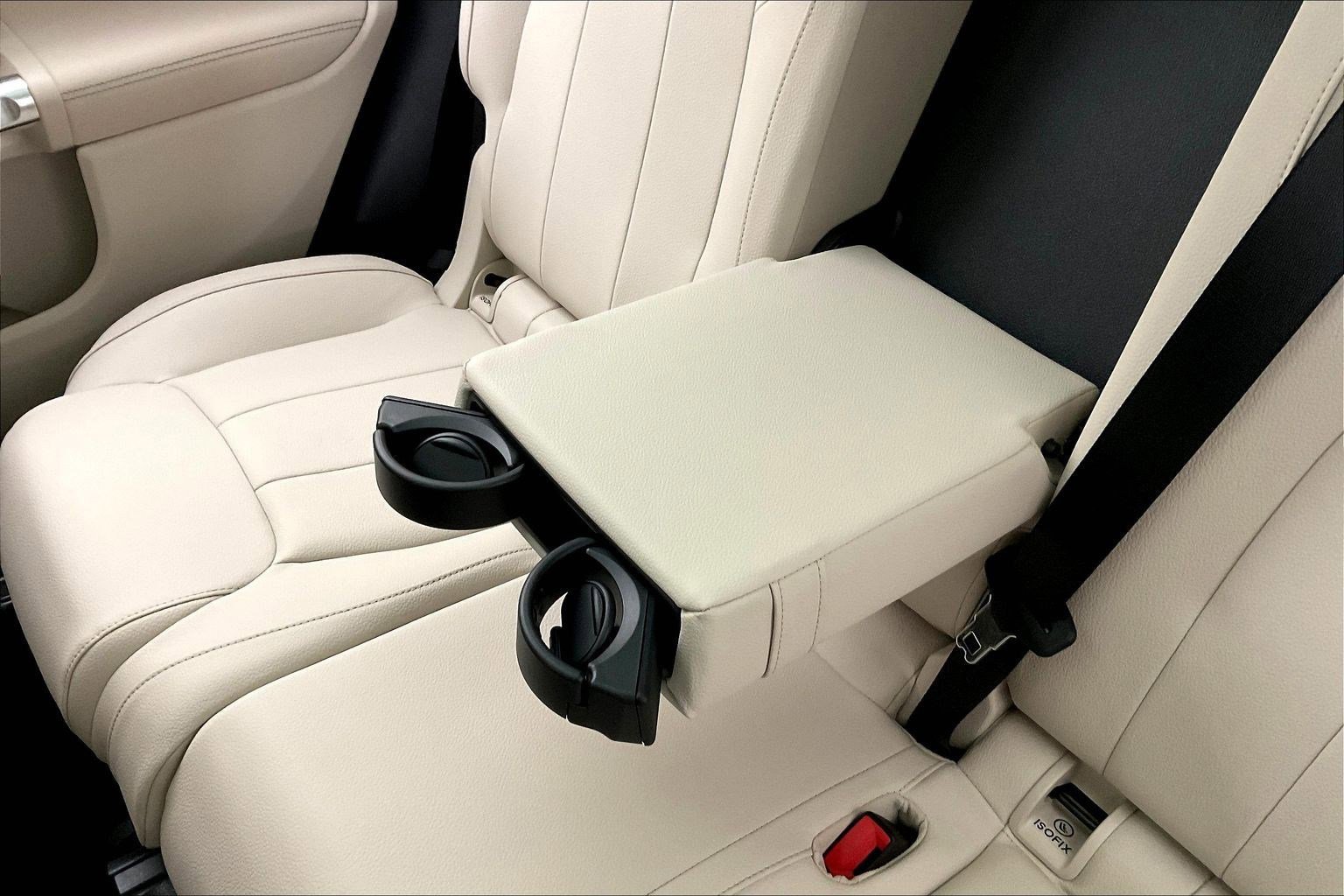 Certified 2026 Mercedes-Benz GLB 250 4MATIC image 39