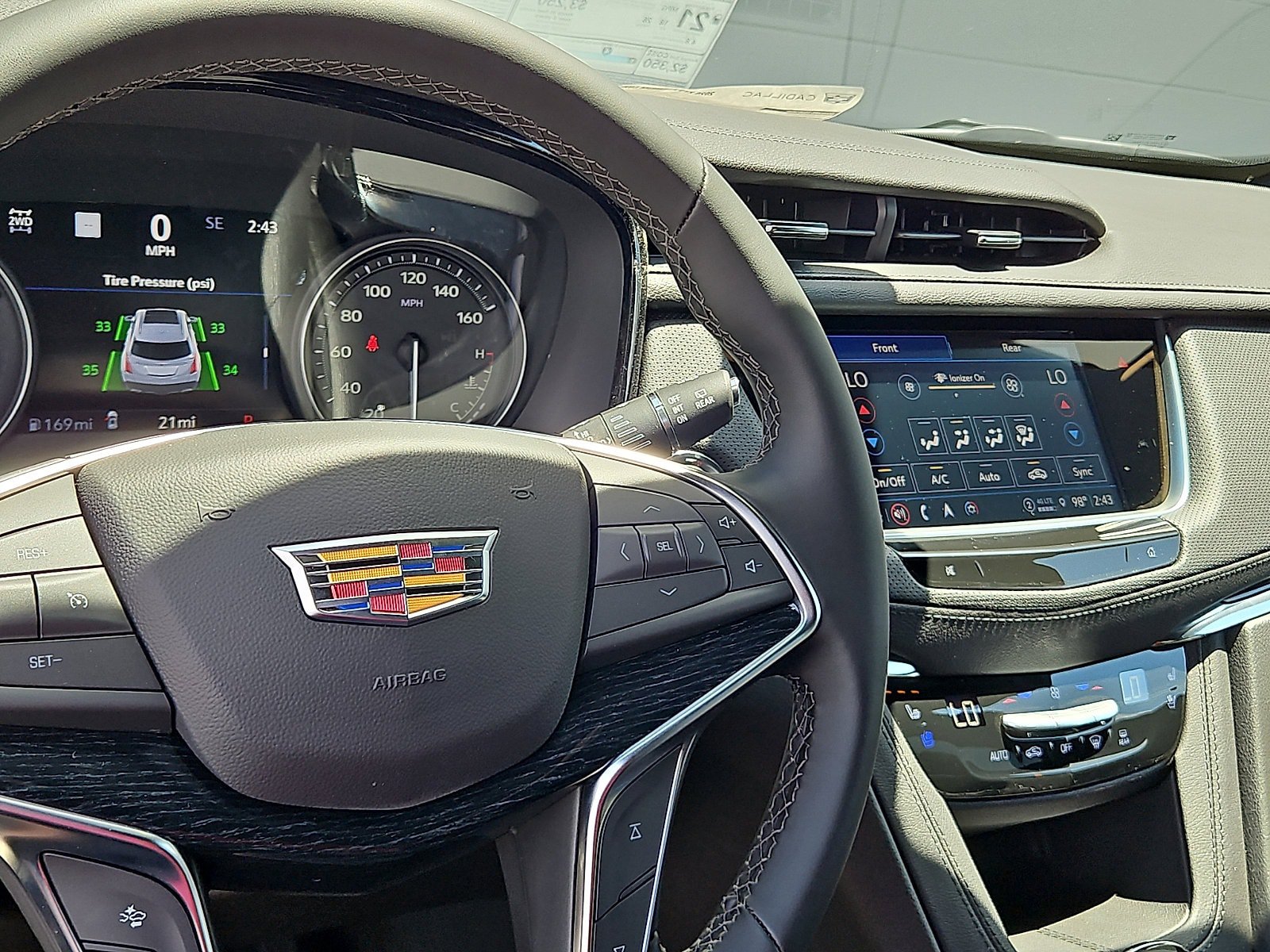 New 2026 Cadillac XT5 Premium Luxury w/ Driver Assist Package AWD/4WD image 18