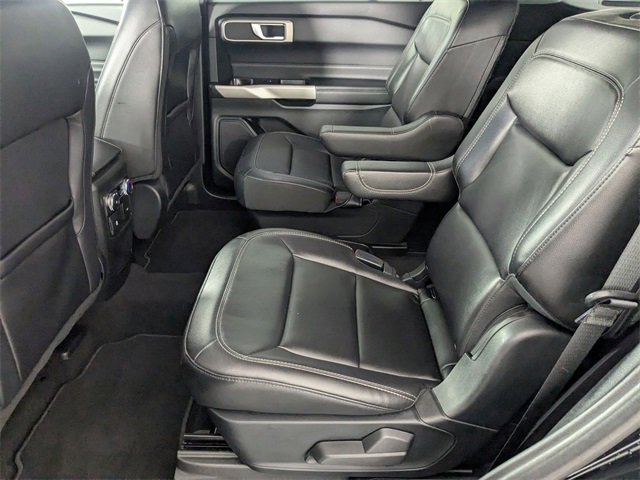 Used 2021 Ford Explorer XLT w/ Equipment Group 202A image 27
