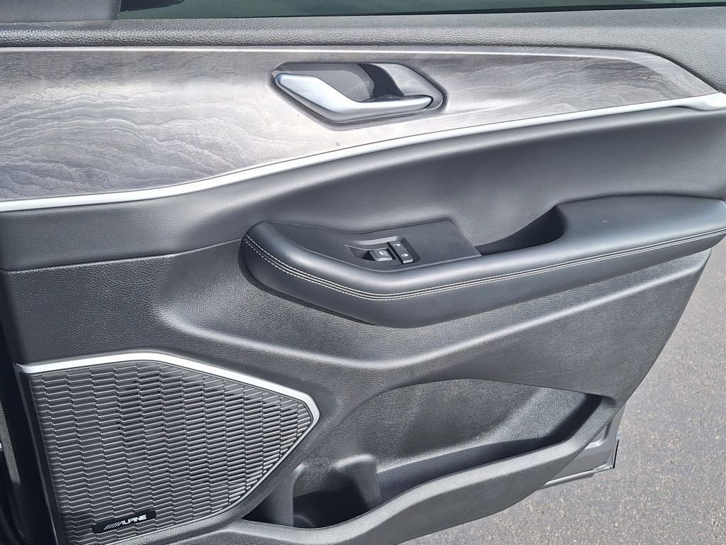 Used 2024 Jeep Grand Cherokee Limited w/ Black Appearance Package image 29