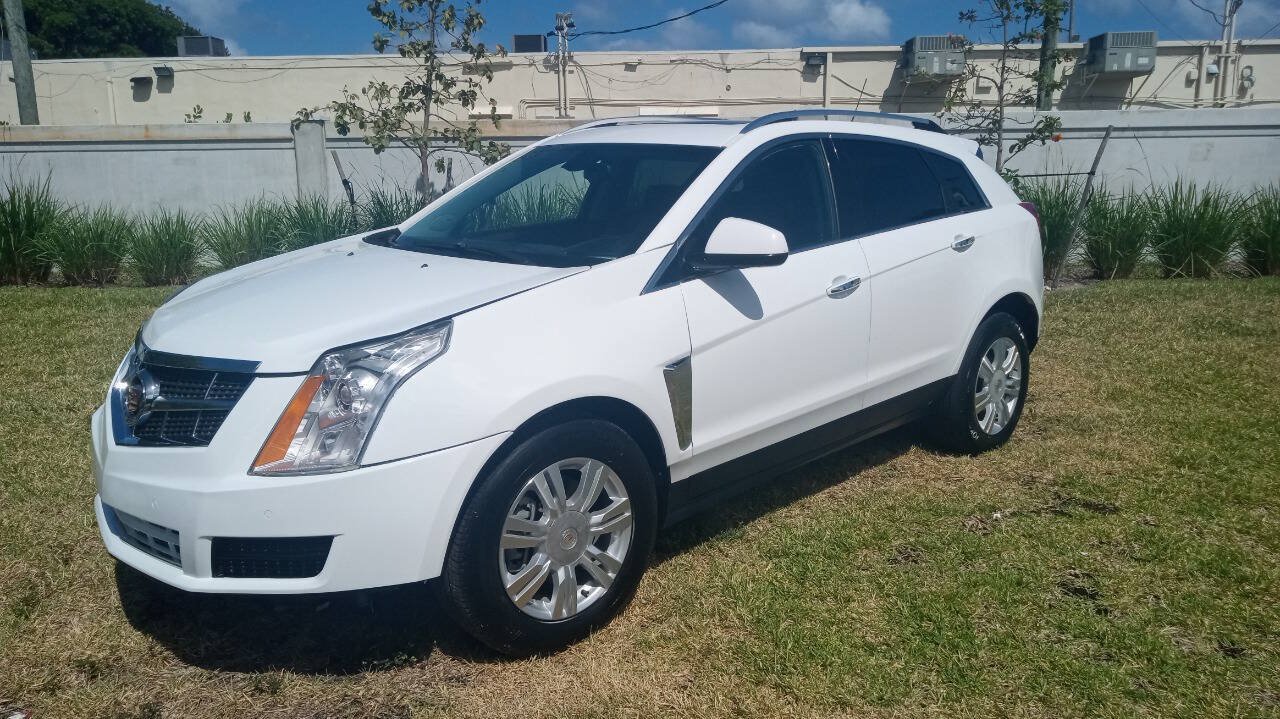 Used 2015 Cadillac SRX Luxury FWD image 2