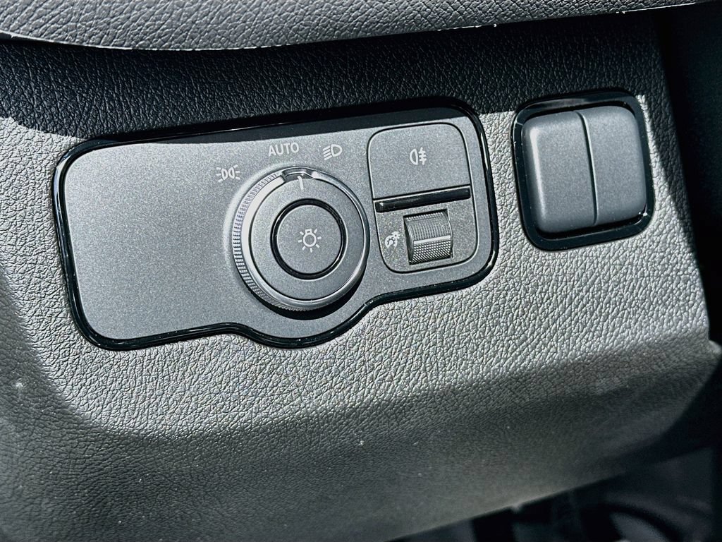 New 2026 Mercedes-Benz Sprinter 2500 image 11