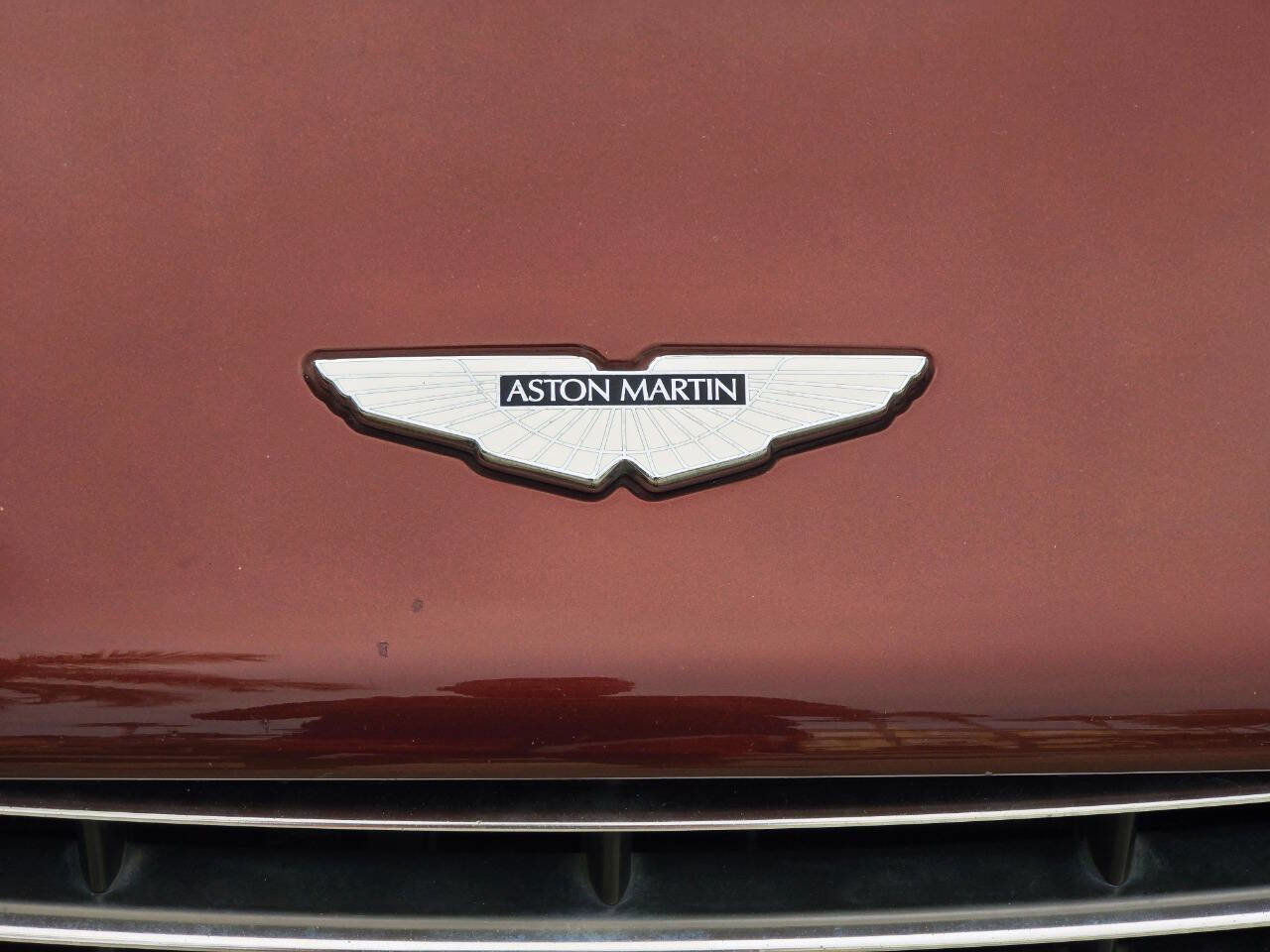 Used 2014 Aston Martin Vanquish Base 2dr Coupe image 26