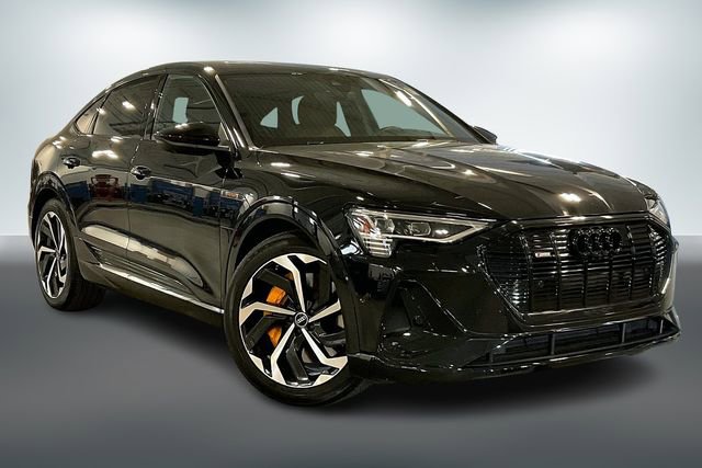 Used 2023 Audi e-tron Premium Plus w/ Premium Plus Package