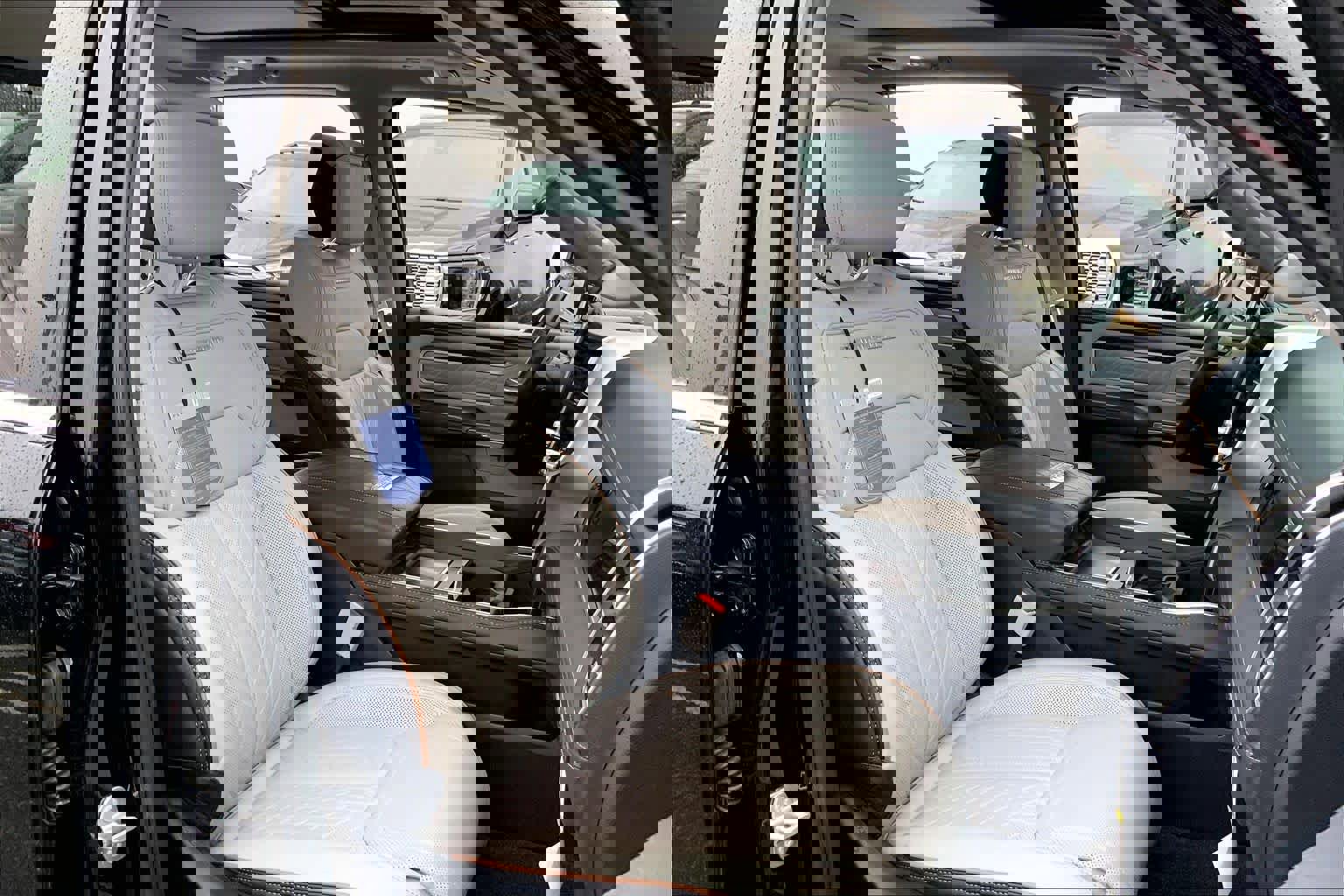 Used 2025 RAM 1500 Tungsten w/ Bed Utility Group image 7