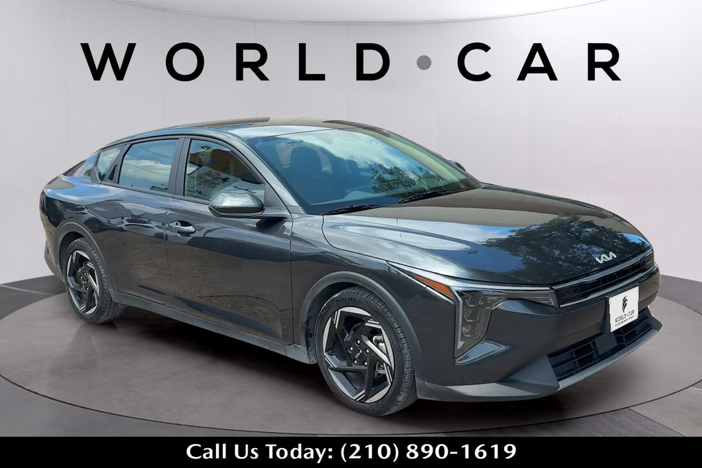 Used 2025 Kia K4 EX FWD image 1