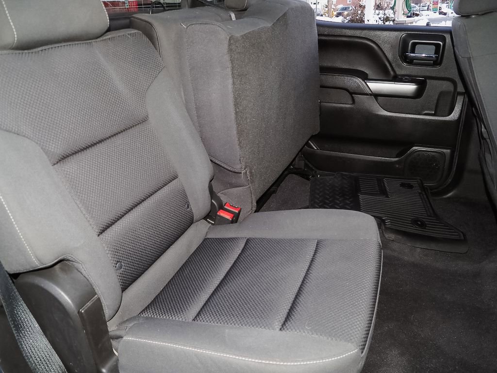 Used 2018 Chevrolet Silverado 1500 LT w/ All Star Edition image 19