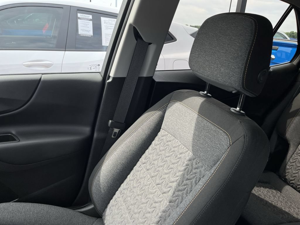 Used 2024 Chevrolet Equinox LT w/ LPO, Floor Liner Package FWD image 22