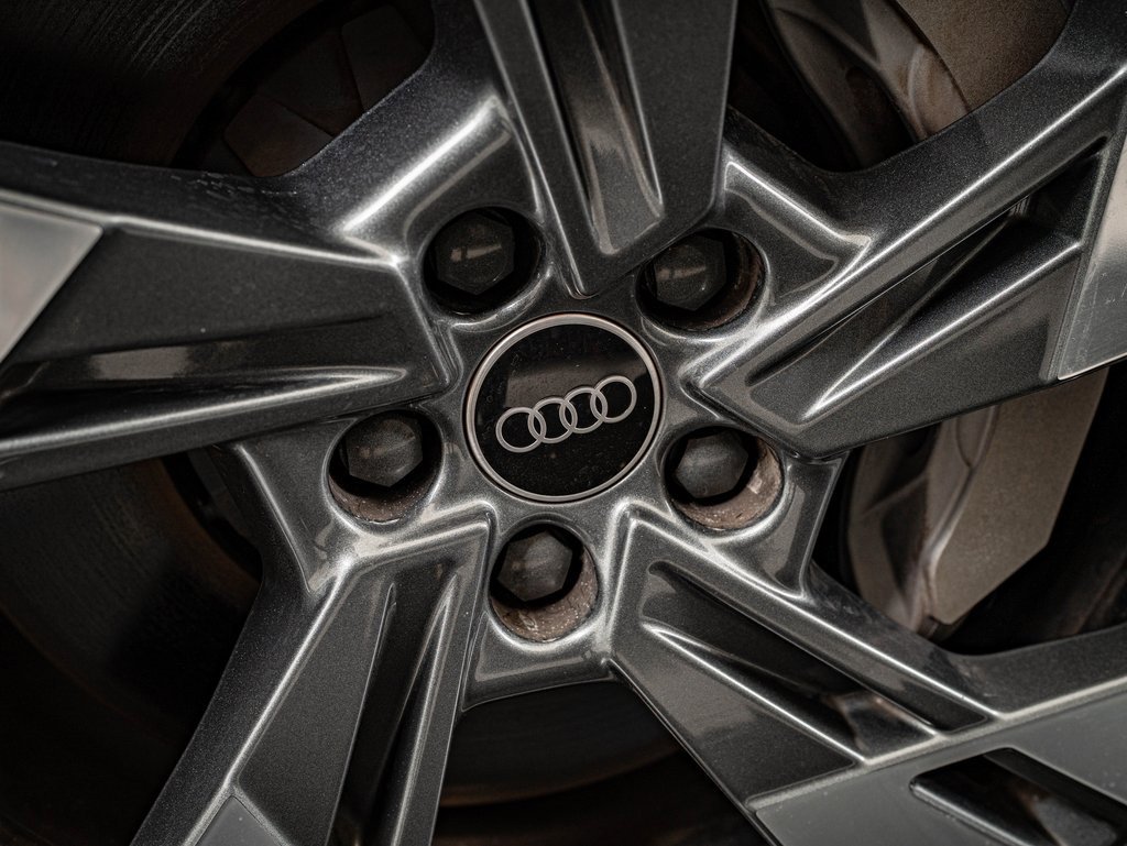 Used 2021 Audi e-tron Premium w/ Convenience Plus Package image 8