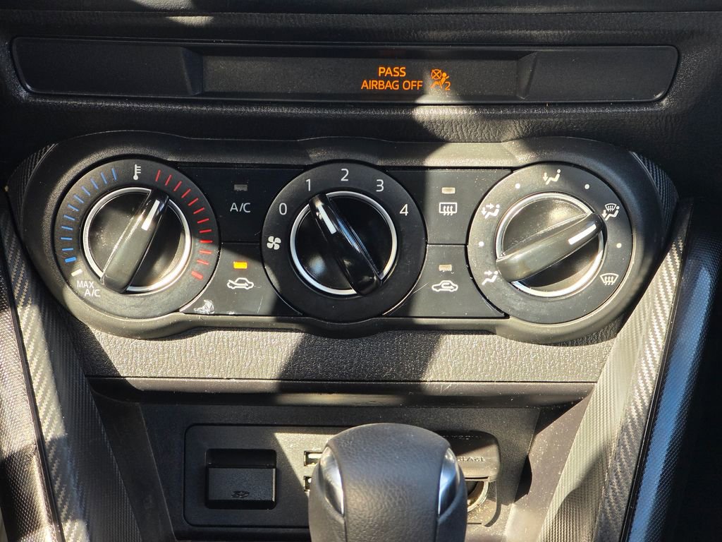 Used 2018 Toyota Yaris iA image 14