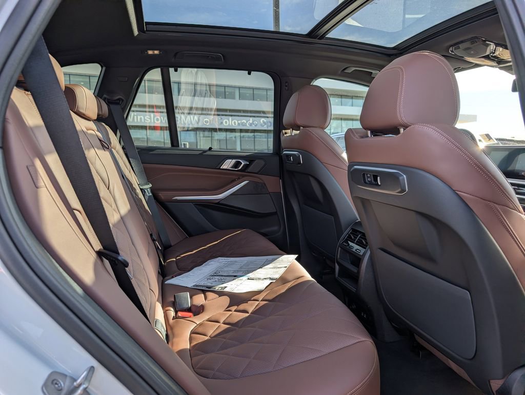New 2026 BMW X5 xDrive50e w/ Premium Package image 19