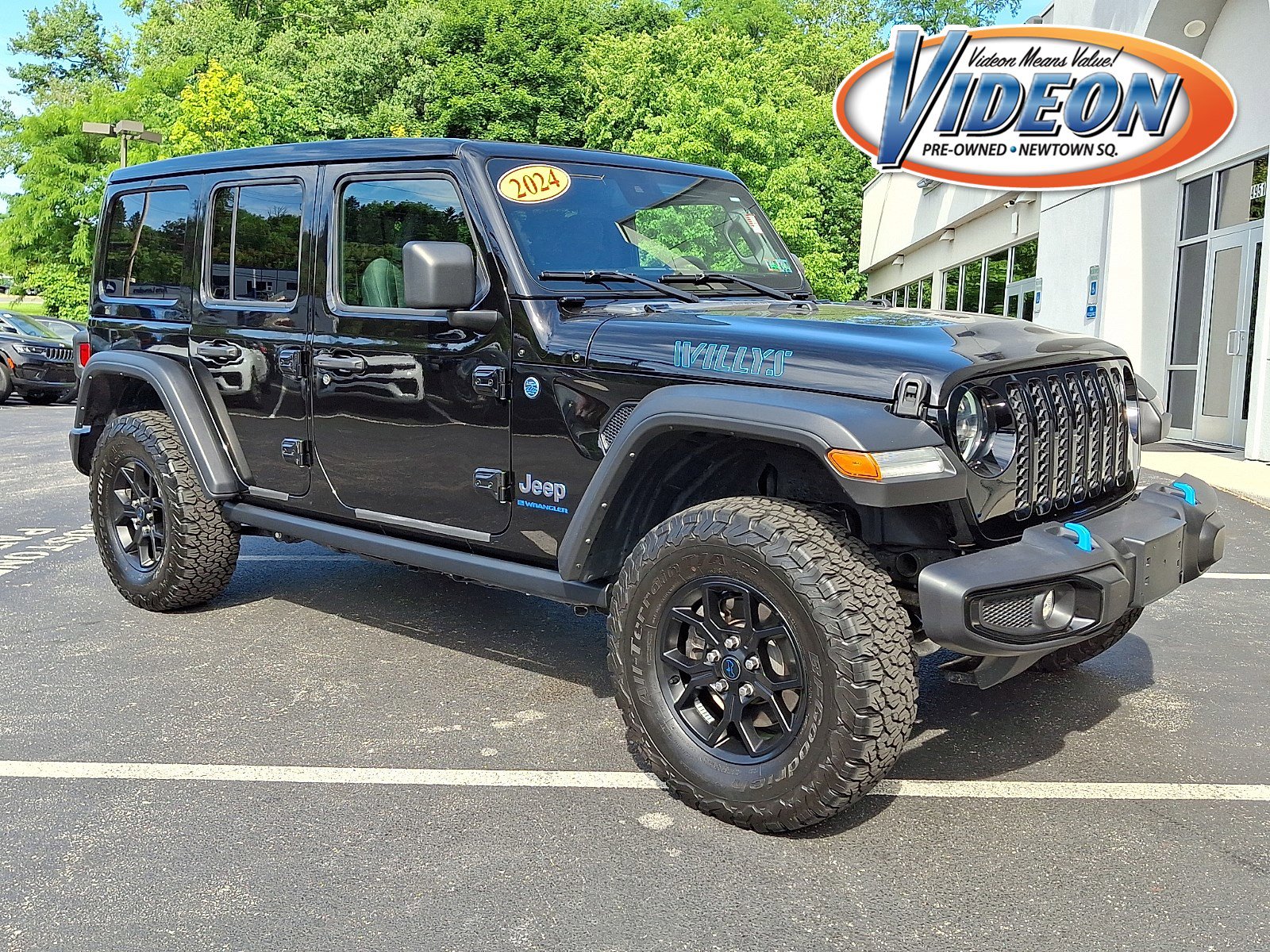 Used 2024 Jeep Wrangler Unlimited AWD/4WD image 1