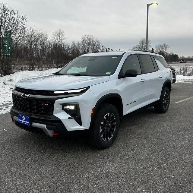 New 2026 Chevrolet Traverse Z71 w/ Driver Confidence Package image 8