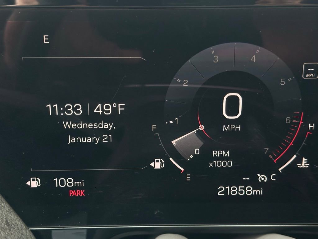 Certified 2025 GMC Yukon Denali image 24