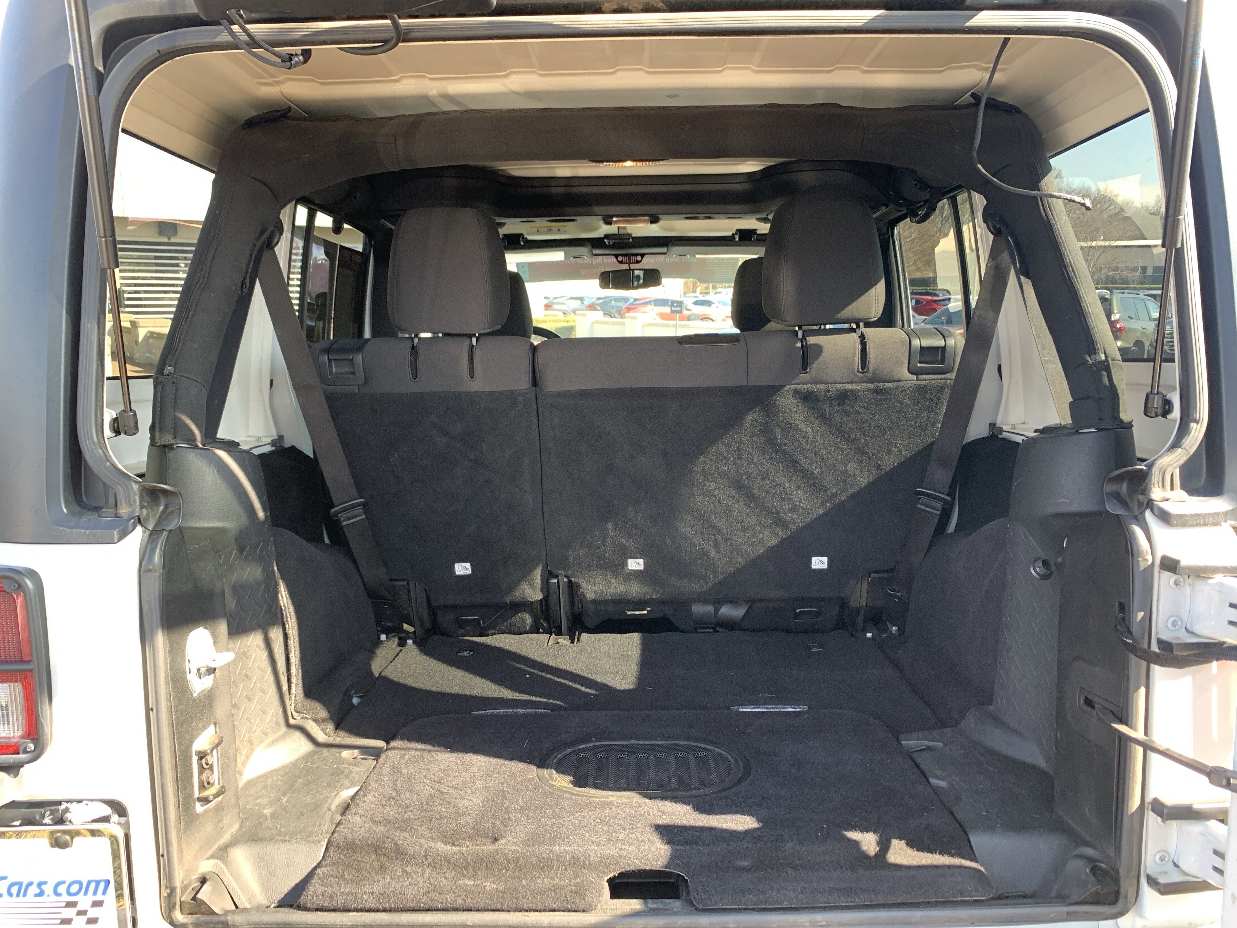 Used 2017 Jeep Wrangler Unlimited Sport image 34