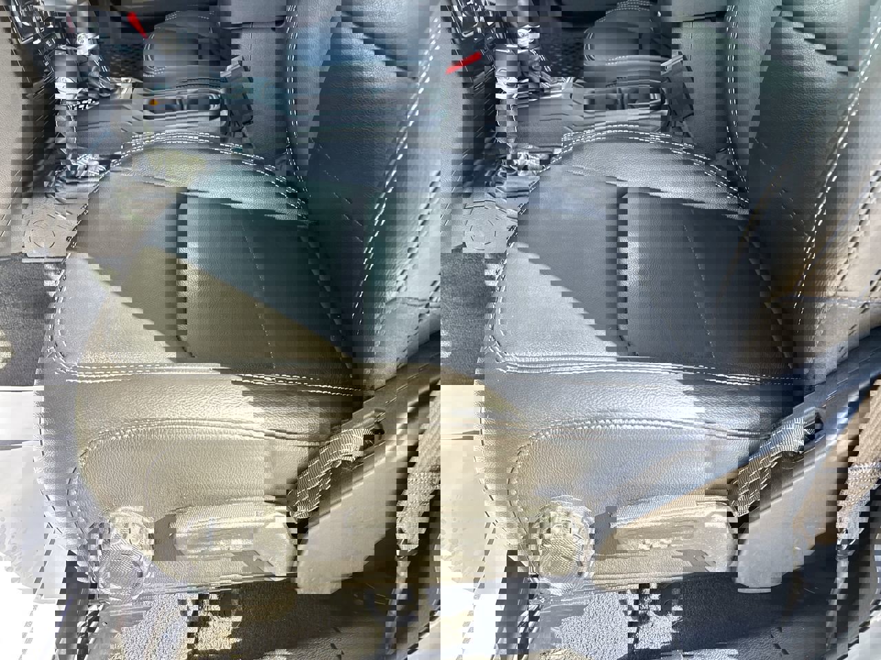 Used 2023 Jeep Wrangler Sahara w/ Cold Weather Group image 16