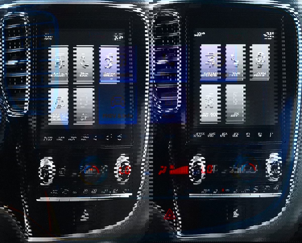 Used 2022 Mitsubishi Outlander SEL image 47