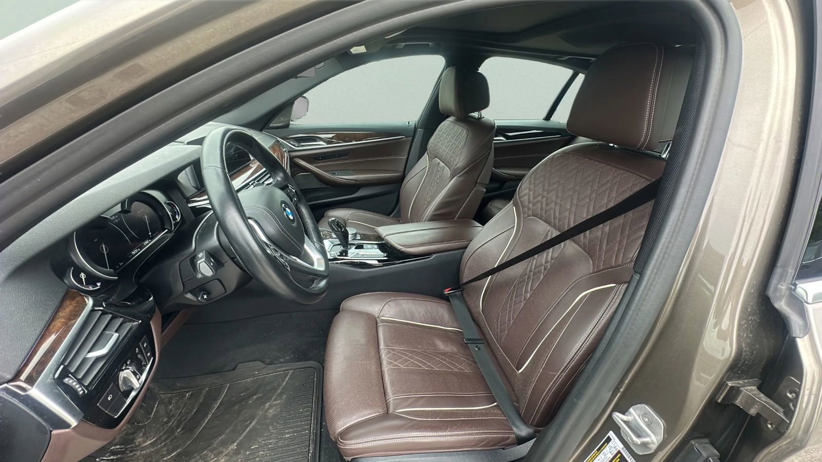 Used 2017 BMW 530i xDrive AWD/4WD image 17