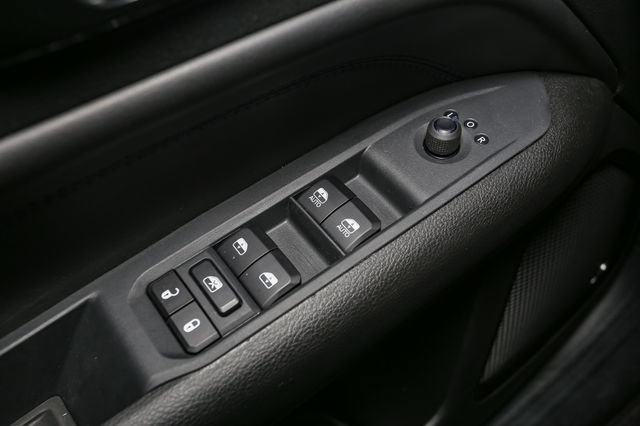 Used 2026 Jeep Compass Limited AWD/4WD image 35