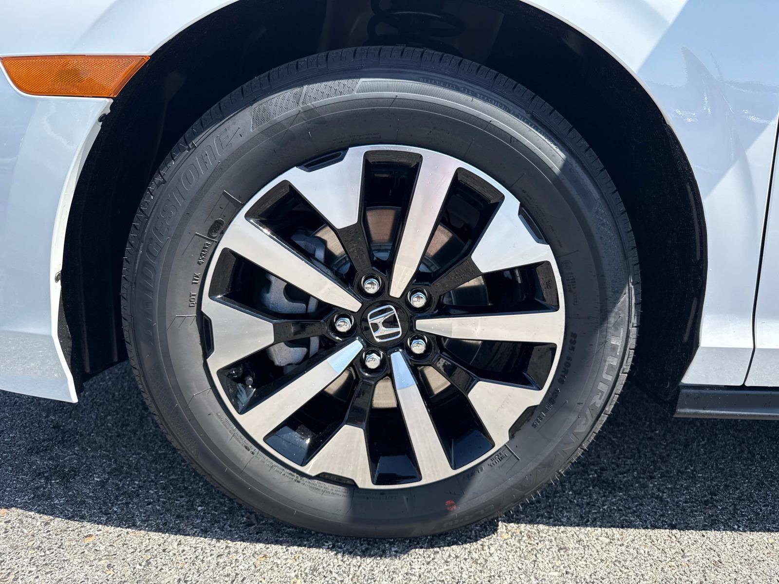 New 2026 Honda Odyssey EX-L image 11