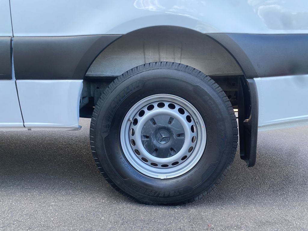 Used 2021 Mercedes-Benz Sprinter 2500 w/ Driver Convenience Package image 31