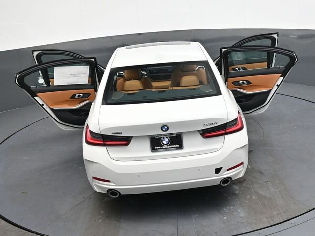 Used 2026 BMW 330i xDrive Sedan w/ Premium Package image 38
