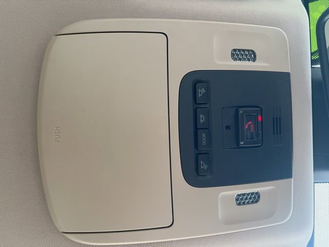 Used 2024 Toyota Camry XLE w/ Cold Weather Package image 22