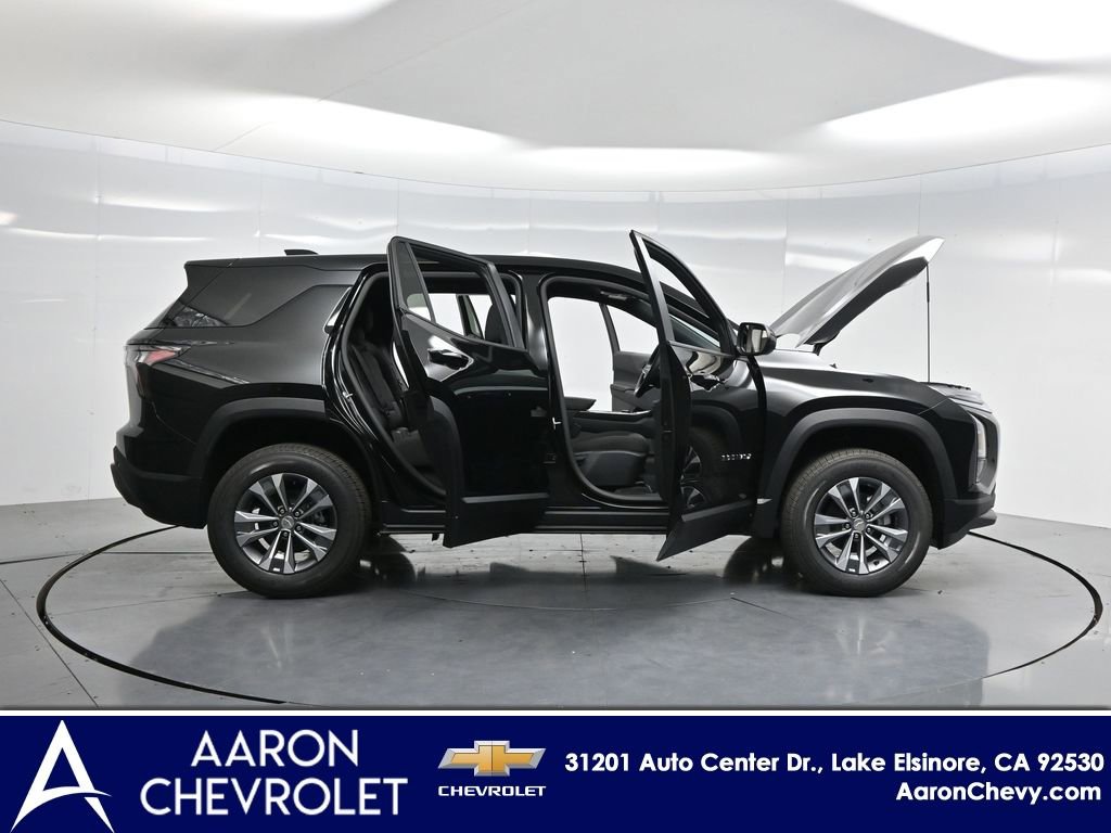 New 2026 Chevrolet Equinox LT image 3