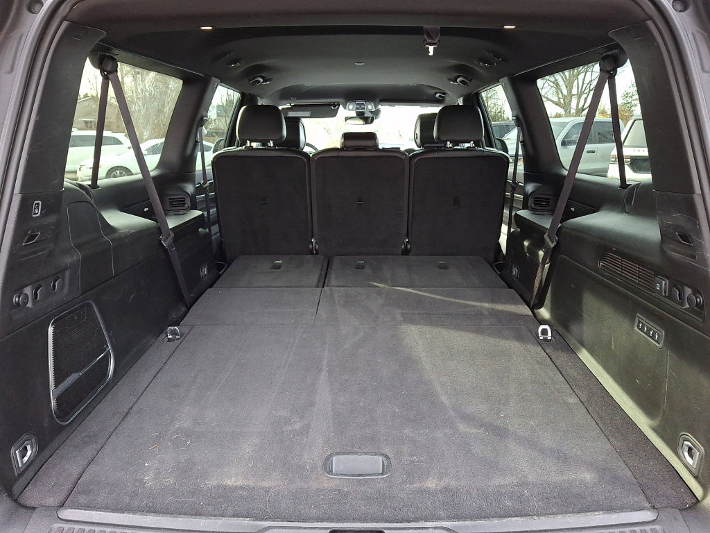 Used 2024 Jeep Wagoneer L Series II w/ Flexible Seating Group image 15