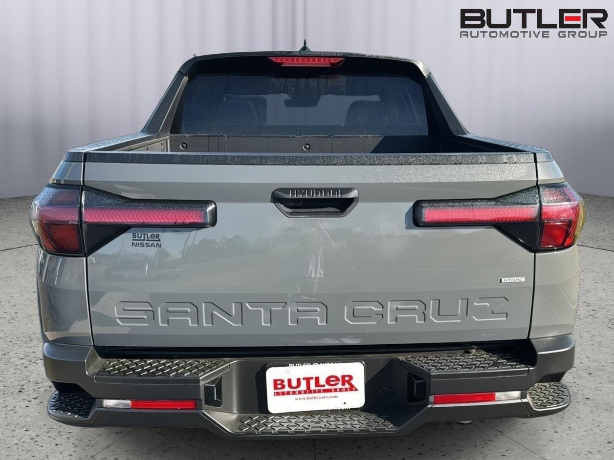 Used 2023 Hyundai Santa Cruz SEL w/ Cargo Package image 4