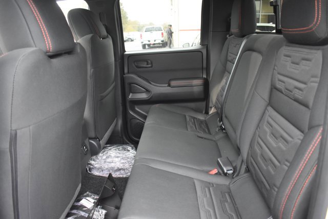 New 2026 Nissan Frontier PRO-4X w/ Pro-4x Convenience Package image 16