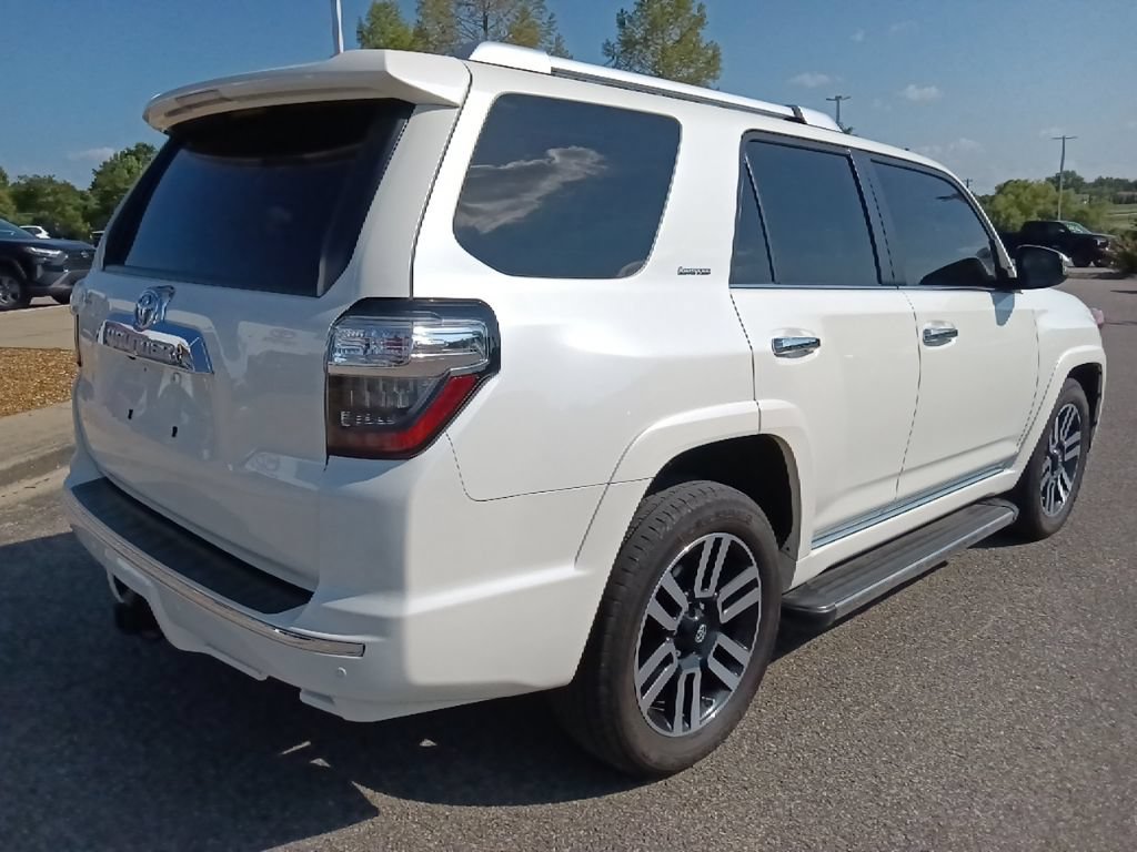Used 2021 Toyota 4Runner Limited RWD image 3