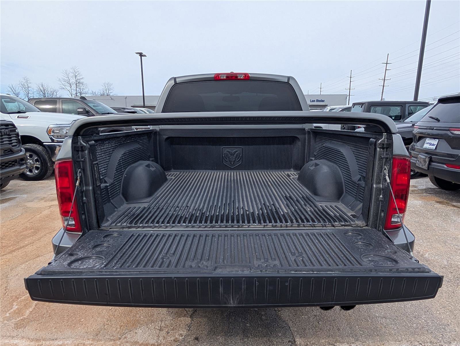 Used 2006 Dodge Ram 1500 Truck 2WD Regular Cab w/ Communication Pkg image 16