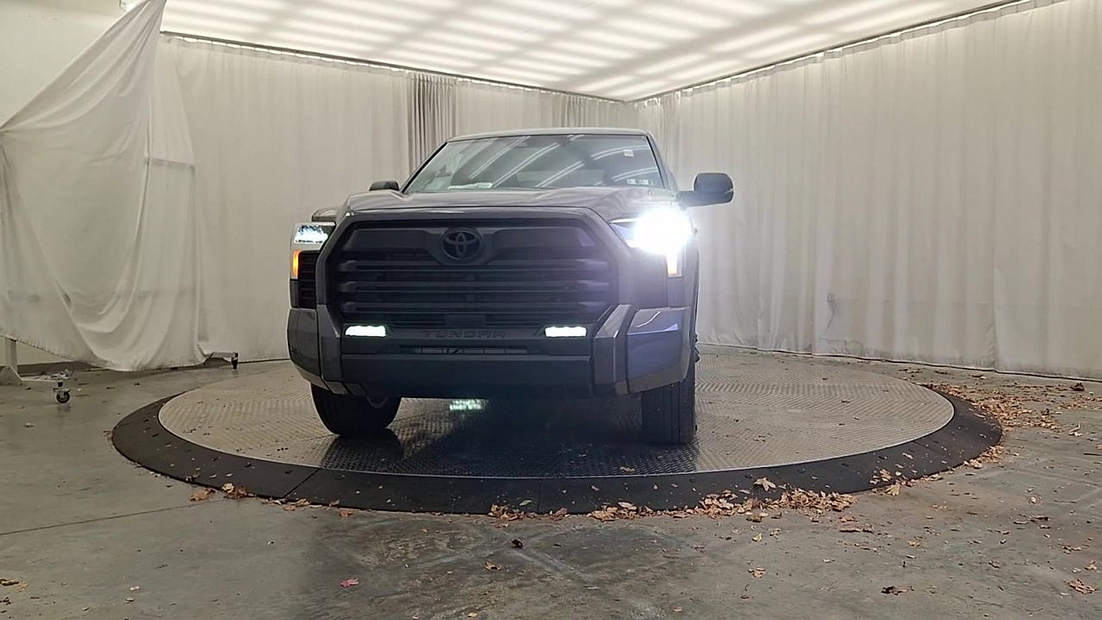 Used 2026 Toyota Tundra SR5 w/ SR5 Convenience Package image 4