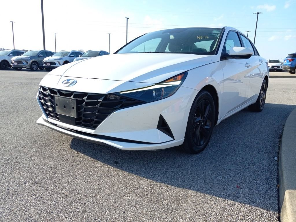 Used 2022 Hyundai Elantra SEL w/ Convenience Package