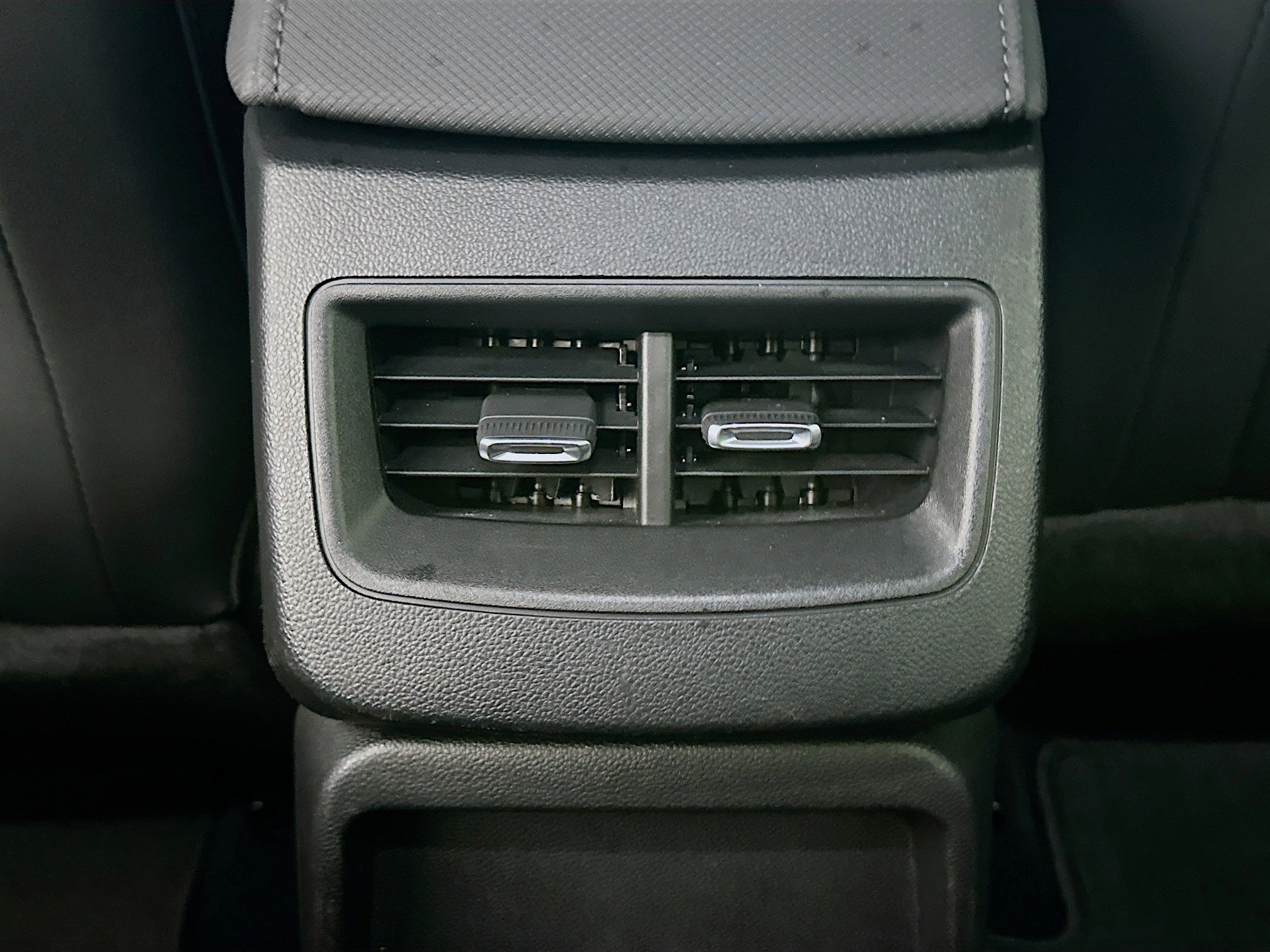 Used 2024 Chevrolet Equinox EV RS AWD/4WD image 27