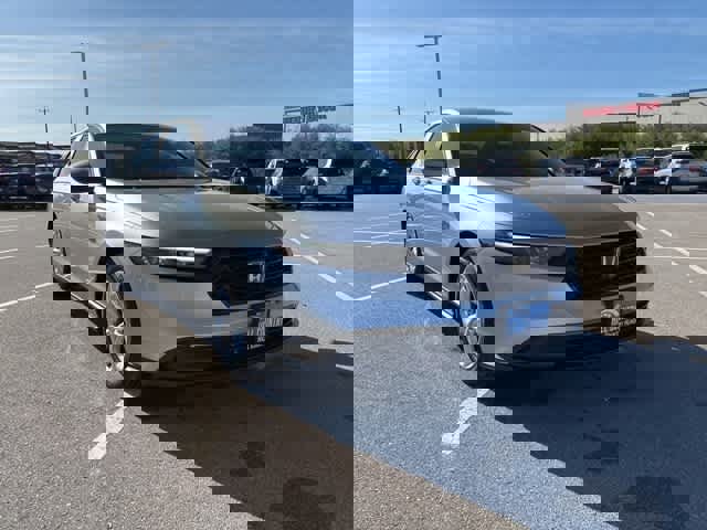 Certified 2025 Honda Accord LX image 7