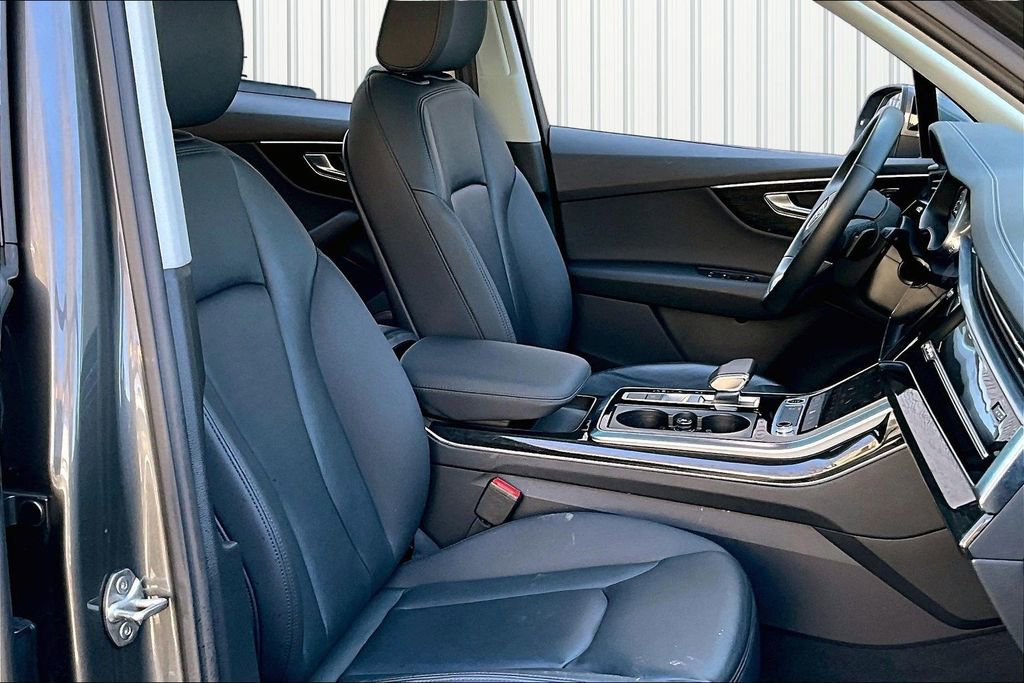 Certified 2023 Audi Q7 2.0T Premium w/ Convenience Package image 29