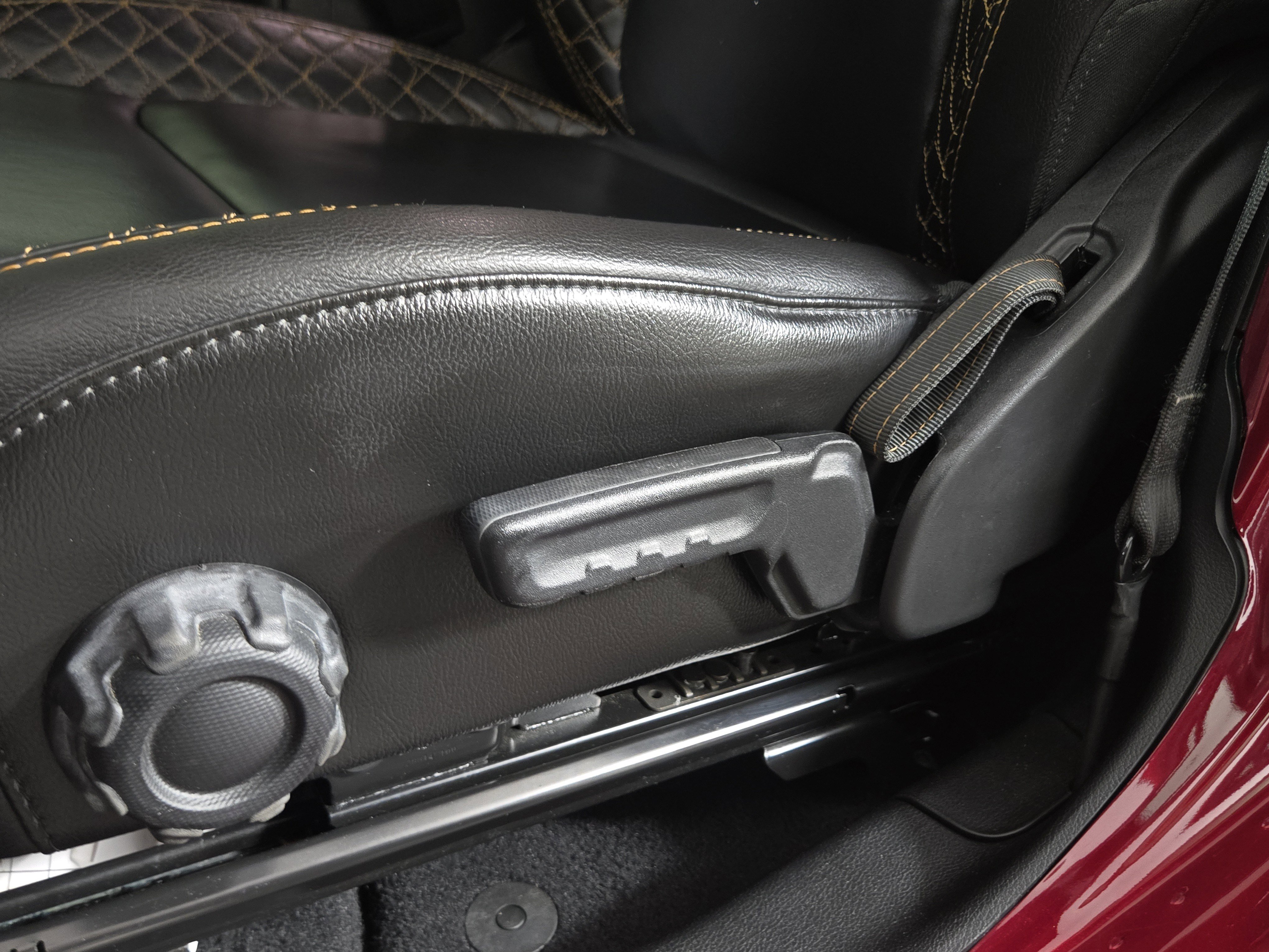 Used 2021 Jeep Wrangler Unlimited Sahara image 32