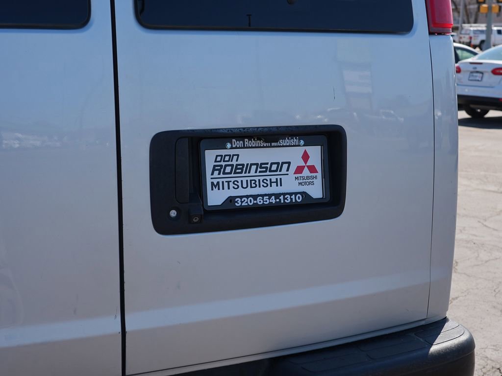 Used 2016 Chevrolet Express 2500 LS RWD image 10