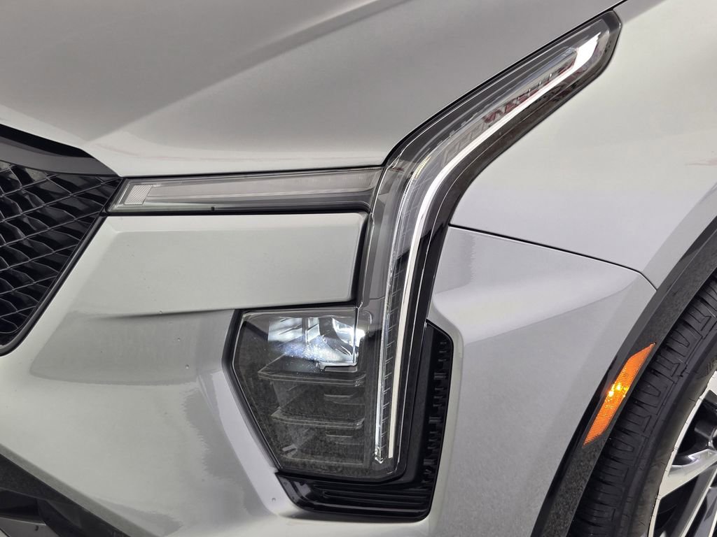 Used 2024 Cadillac XT4 Sport FWD image 10