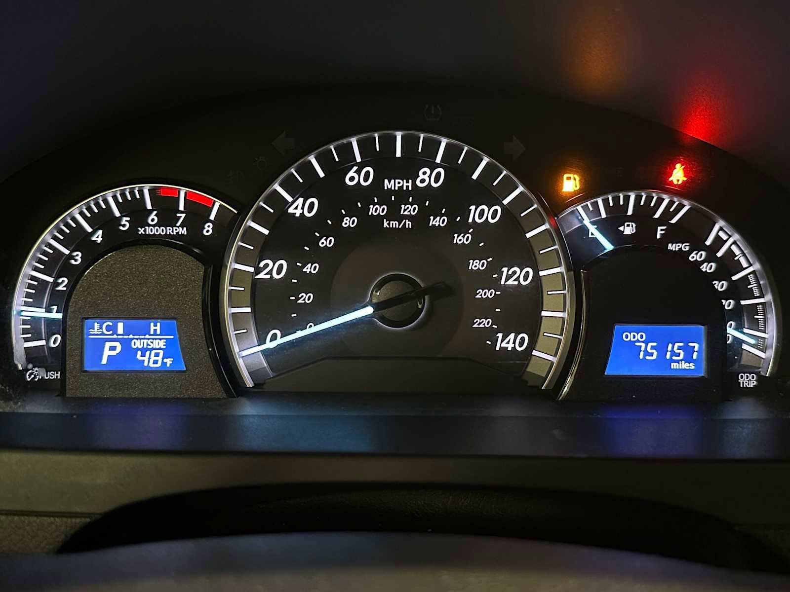 Used 2013 Toyota Camry SE w/ Leather Pkg image 12